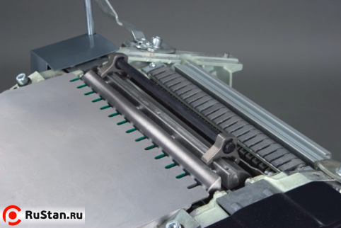 Юстировка ножей. Юстировка строгальных ножей с помощью входящего в комплект поставки шаблона. фото №7 ADH 260 фото №7